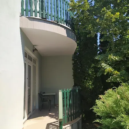 Bacchus Panzio 3* إغير