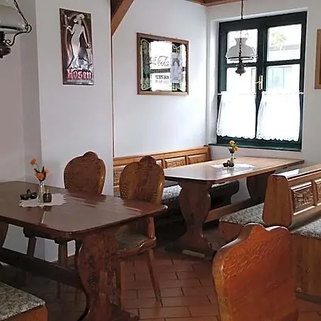 Oda ve Kahvaltı Bacchus Panzio