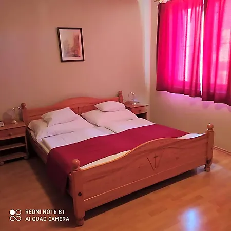 B&B Bacchus Panzio 3*