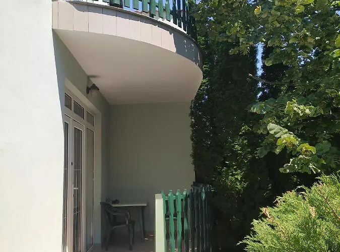 Bacchus Panzio 3* Eger